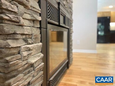 5630 Jakevor Ln, Scottsville, VA 24590 - photo 5