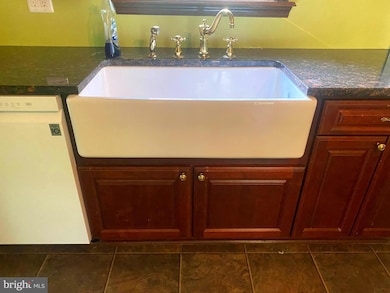 22 Main St, Swedesboro, NJ 08085 - photo 3