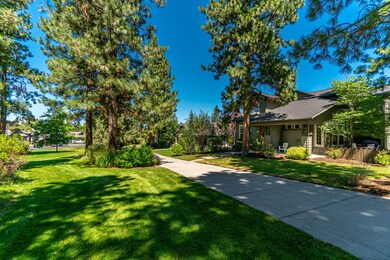 19540FisherLakeLn_Exterior-Front4