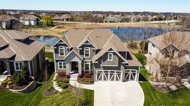 9767 Shady Bend Cir, Lenexa, KS 66227 - photo 3