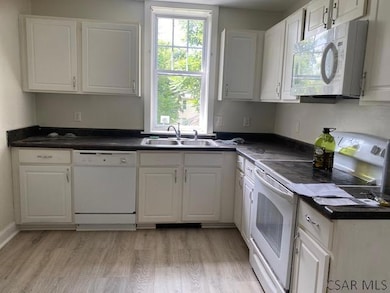 713 Linden Ave unit 15, Johnstown, PA 15902 - photo 5