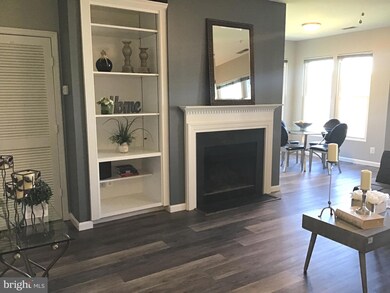 46612 Drysdale Terrace unit 202, Sterling, VA 20165 - photo 4