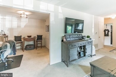 3 Josiah Bartlett Bldg unit 3, Blackwood, NJ 08012 - photo 6