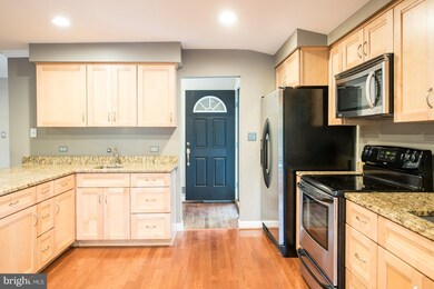 8107 Karl Rd, Alexandria, VA 22308 - photo 3