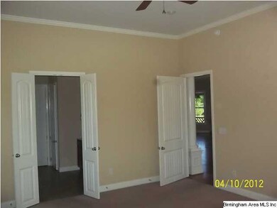 BEDROOM 1-MASTER