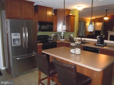 1817 Silverleaf Ln, Palmyra, PA 17078 - photo 7