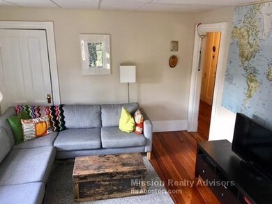 8 Custer St unit 1, Jamaica Plain, MA 02130 - photo 2
