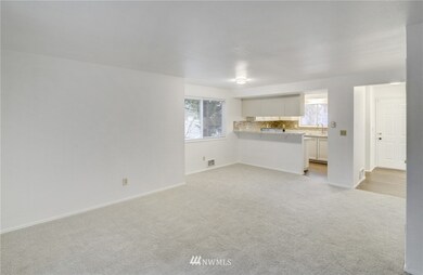 18910 Bothell Everett Hwy unit K4, Bothell, WA 98012 - photo 6