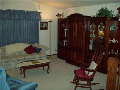 Large Comfortable Living Room