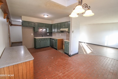Biscayne - kitchen