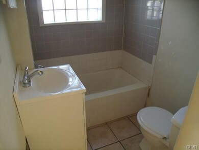 915 W Allen St unit 1, Allentown, PA 18102 - photo 6