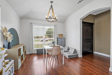 4008 Lone Star Ln, Denton, TX 76210 - photo 2