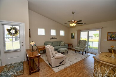 1043 Chadsey Lake Dr, Calabash, NC 28467 - photo 5