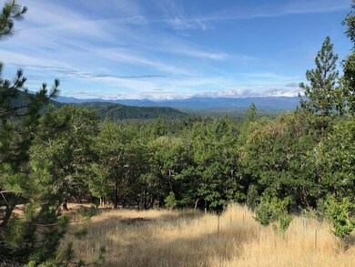 350 Rustic Canyon Dr, Grants Pass, OR 97526 - photo 2