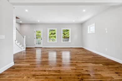 51 Juniper Ln, Portsmouth, NH 03801 - photo 3