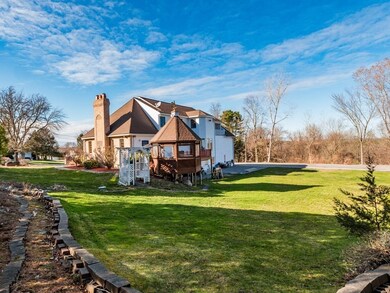 29 Mohawk St, Danvers, MA 01923 - photo 5