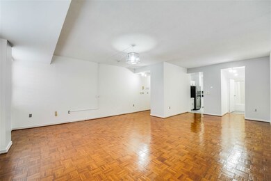 The Clermont Cove unit M9, Jersey City, NJ 07302 - photo 4