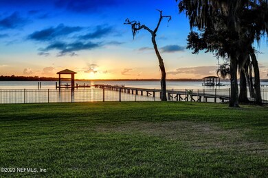 118-web-or-mls-2011 Salt Myrtle Ln (14