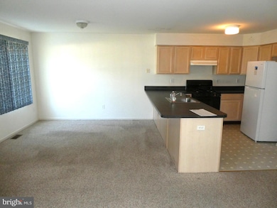 106 Kennedy Ln, Berlin, NJ 08009 - photo 4