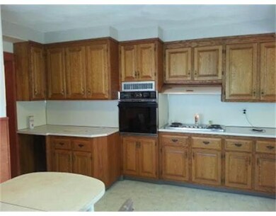 19 Church St unit 1, Malden, MA 02148 - photo 7