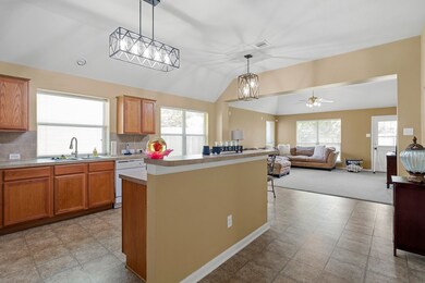 9010 Mercury Cove Ct, Houston, TX 77075 - photo 3