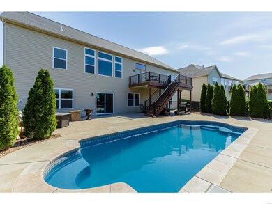 Spectacular in ground pool