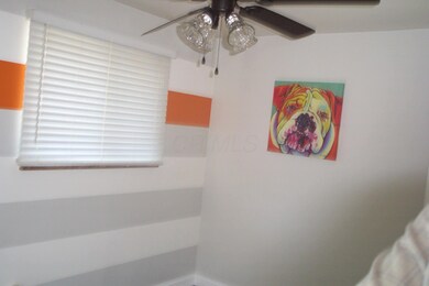 4139 Dixie Ct, Columbus, OH 43228 - photo 6