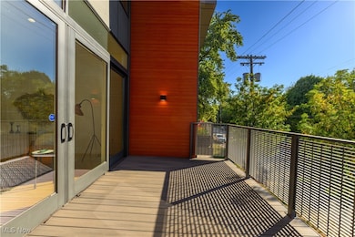 2079 Columbus Rd, Cleveland, OH 44113 - photo 7