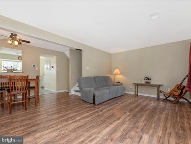 6322 Jacobs Ct, Sykesville, MD 21784 - photo 7