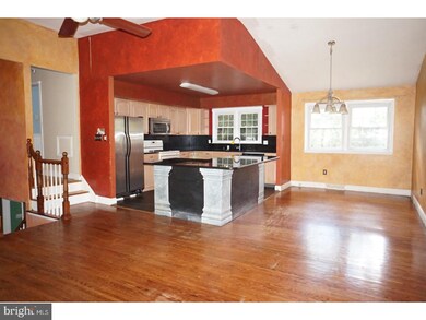 411 Hialeah Dr, Cherry Hill, NJ 08002 - photo 4