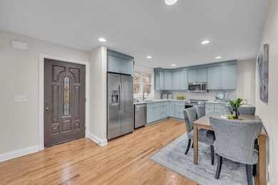 719 Woodmere Dr, Nashville, TN 37217 - photo 5