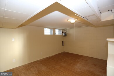 4025 Balfern Ave, Baltimore, MD 21213 - photo 7