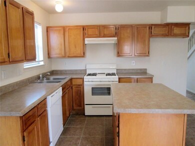 404 Glenosa Dr, El Paso, TX 79928 - photo 7