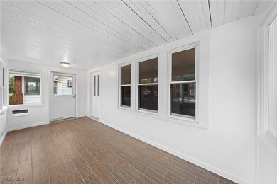 5470 Dalewood Ave, Maple Heights, OH 44137 - photo 5