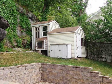 Yard/Garden.