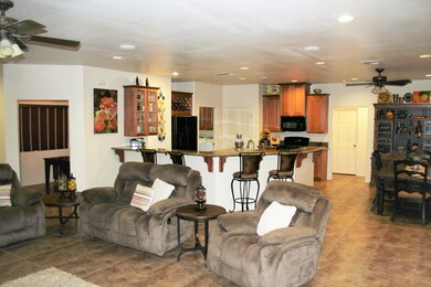 1240 N Eucalyptus Ave, Blythe, CA 92225 - photo 4