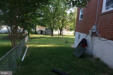 112 Runyon Ct, Manassas Park, VA 20111 - photo 2