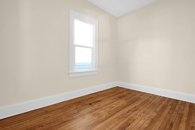 389 E Mithoff St, Columbus, OH 43206 - photo 4