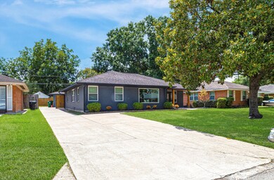 2307 Cheshire Ln, Houston, TX 77018 - photo 4