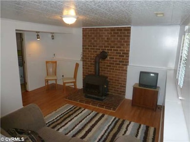 Den/Family/Great Room - Great Den with Fire Place!
