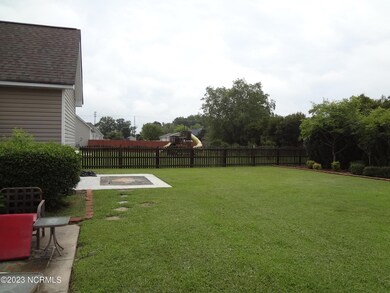 245 Crimson Dr, Winterville, NC 28590 - photo 6