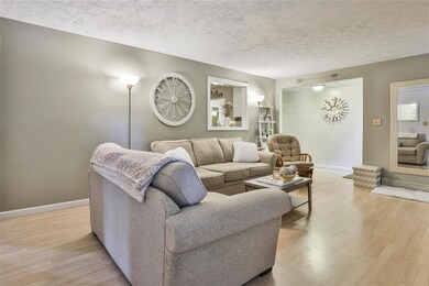 48 Taylor St unit 2, Manchester, NH 03103 - photo 6