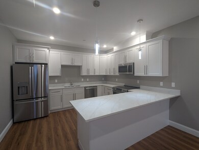 13 Nahant St unit 2C, Lynn, MA 01902 - photo 2