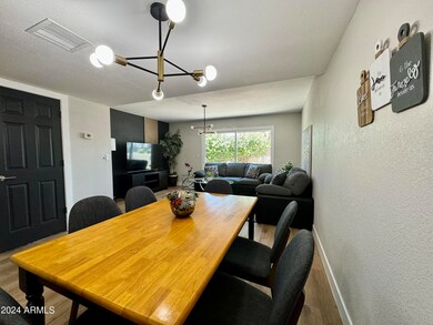hardylivingfurnished3
