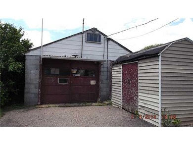 Parking Lot/Garage.