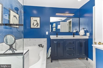 114 Whiskey Creek Cir, Frederick, MD 21702 - photo 2