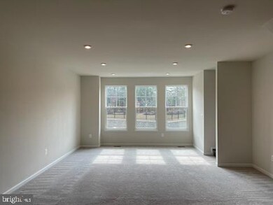 4012 Shire Meadow Ln, Triangle, VA 22172 - photo 6