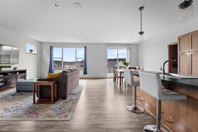 1275 E Coventry Cir, Verona, WI 53593 - photo 7