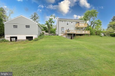 384 Maple Ave, Southampton, PA 18966 - photo 5