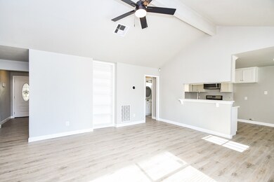 6911 Winding Trace Dr, Houston, TX 77086 - photo 7